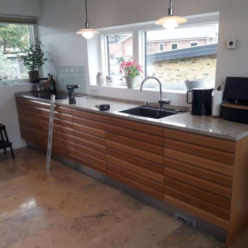 Køkkenarrangement i Teak